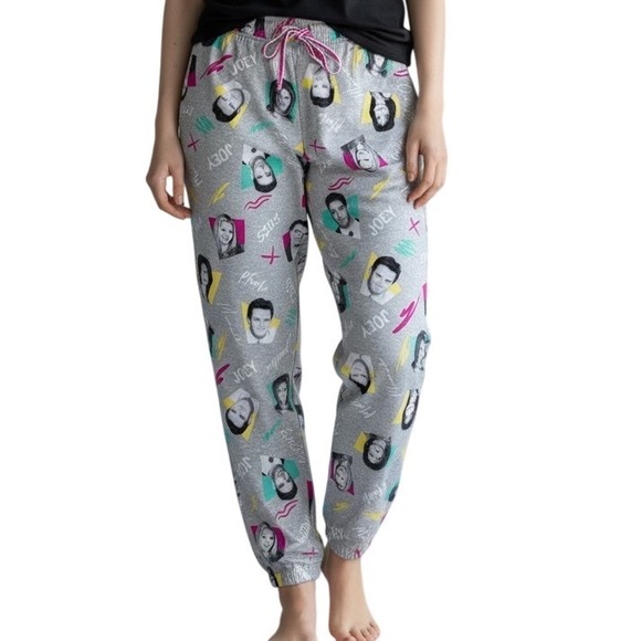 FRIENDS Other - Friends Pajama Pants Women Large 12/14 Gray All Over Print Joggers 90s TV‎ Show
